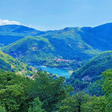 Hotel Palazzo Del Doma - Lake Vagli Vagli di Sotto Exteriör bild
